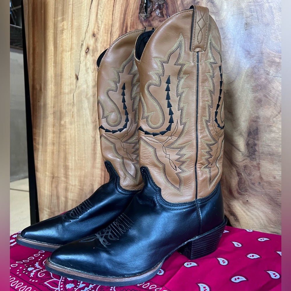 Justin Western Cowboy Boots Black And Tan Womens 7.5